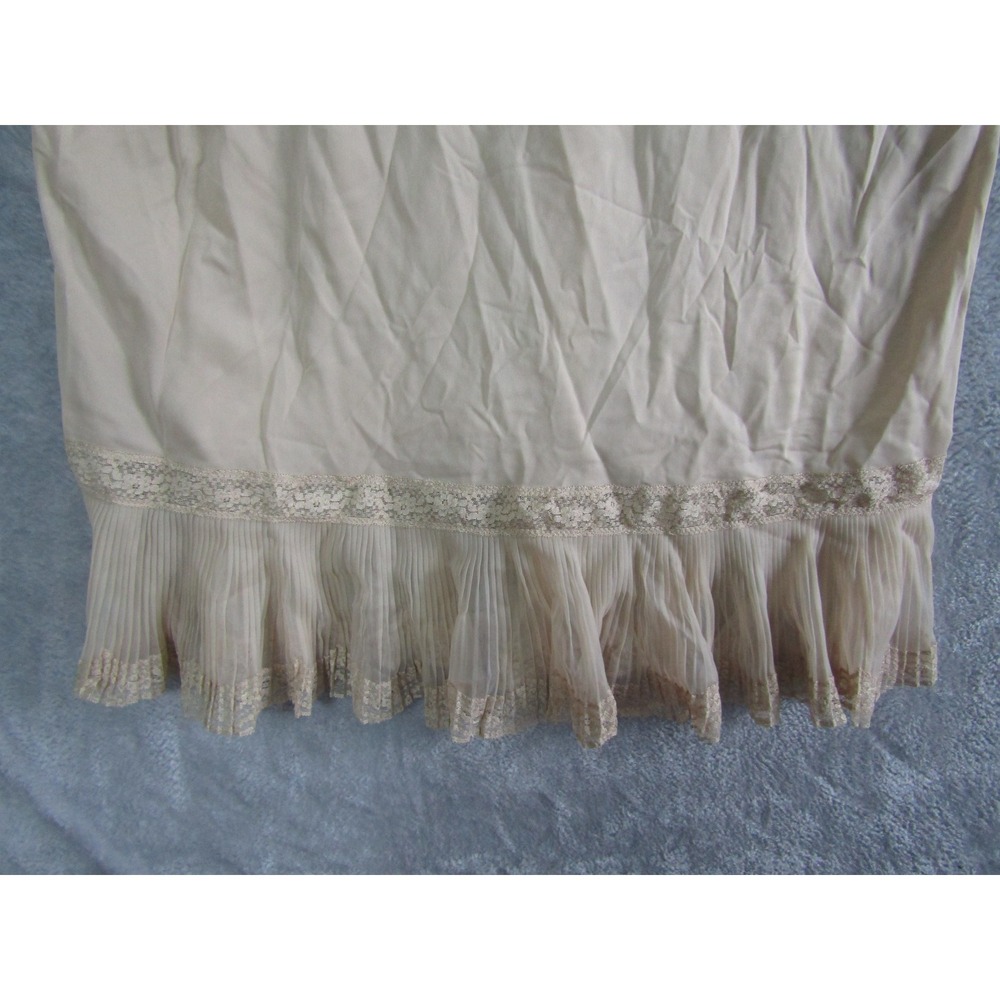 Vintage Beige Lace Trim Full Slip Dress Pleated Ruffle Hem Adjustable Straps - Picture 4 of 7